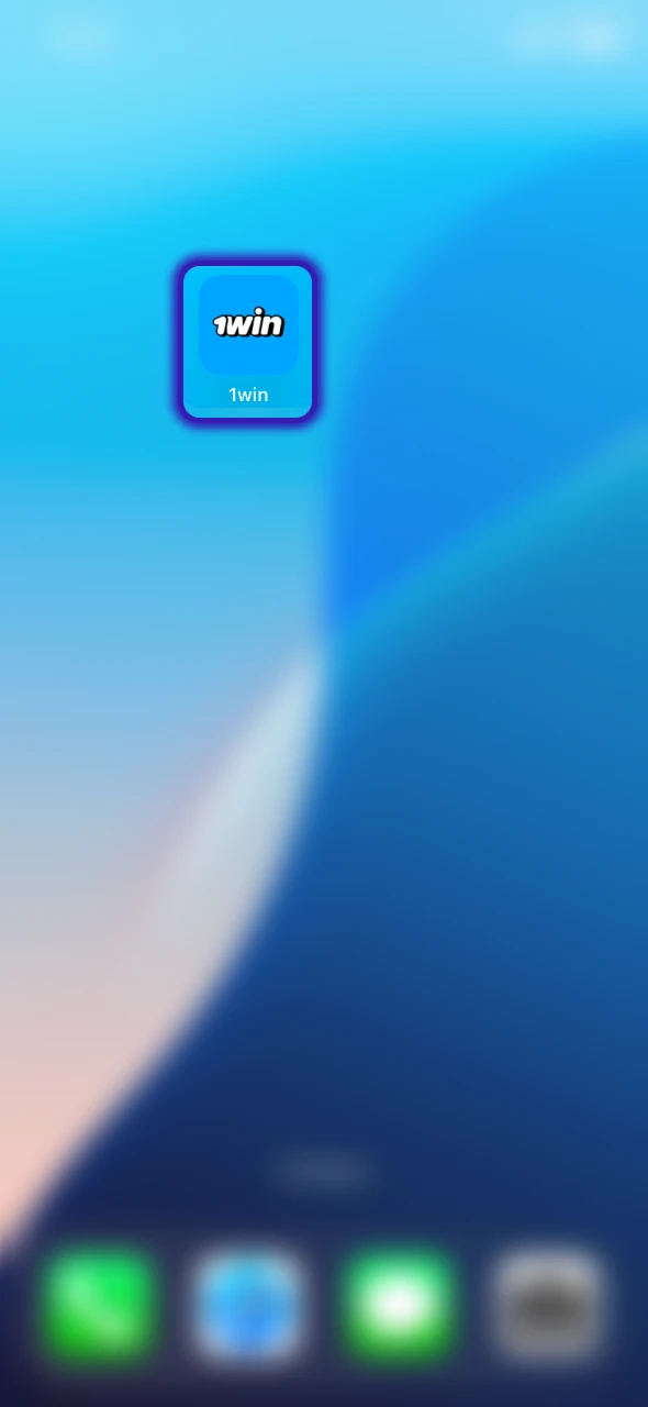 Lancez l'application 1Win et connectez-vous à votre compte.